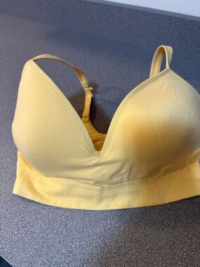 Athleta Padded Bralette in Pale Yellow